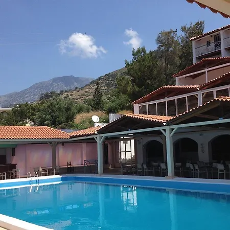 Eden Rock Hotel 4*