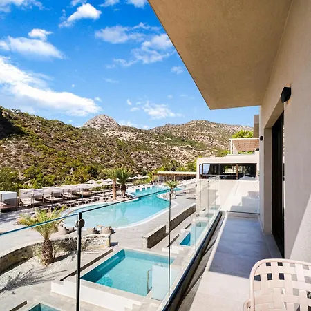 Hotel Eden Rock 4*
